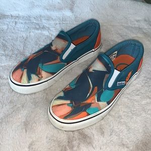 SoGiv Size 7.5 Sneakers/ Slip On’s